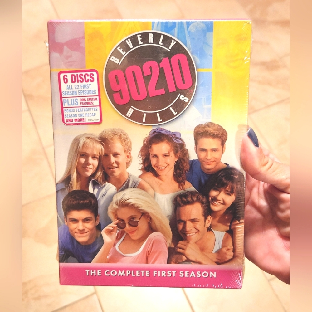 Beverly Hills 90210 The Complete First Season DVD Set